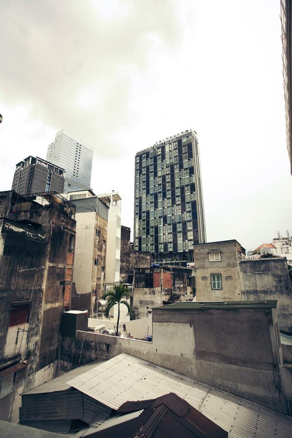 Sgn Living Bed & Breakfast Ho Chi Minh City Bagian luar foto