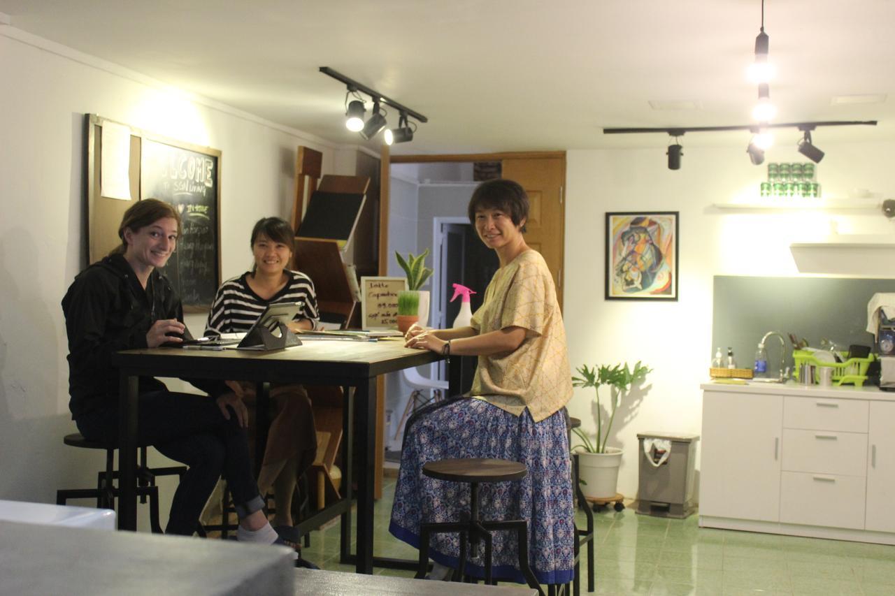 Sgn Living Bed & Breakfast Ho Chi Minh City Bagian luar foto